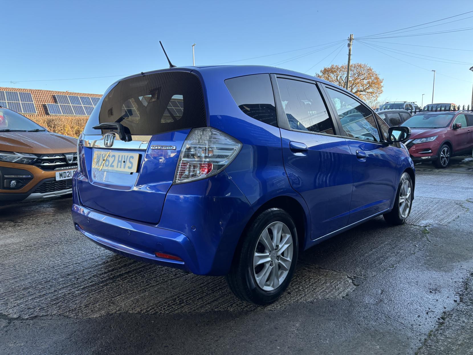 Honda Jazz 1.3h IMA HS Hatchback 5dr Petrol Hybrid CVT Euro 5 (102 ps)