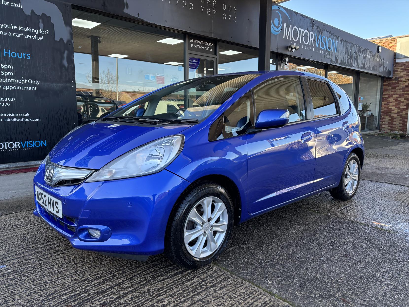 Honda Jazz 1.3h IMA HS Hatchback 5dr Petrol Hybrid CVT Euro 5 (102 ps)