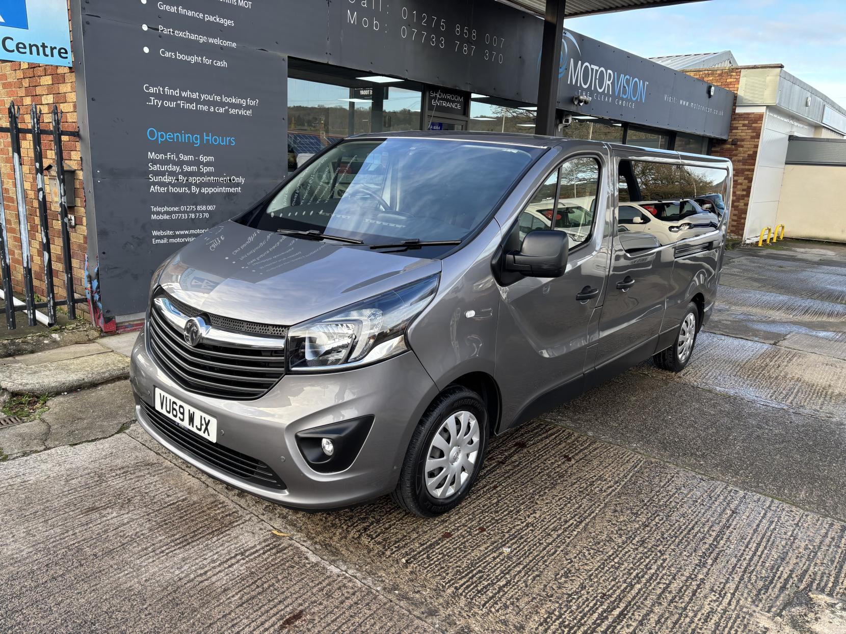 Vauxhall Vivaro 1.6 CDTi 2900 BiTurbo ecoTEC Sportive Panel Van 5dr Diesel Manual L2 H1 Euro 6 (s/s) (125 ps)
