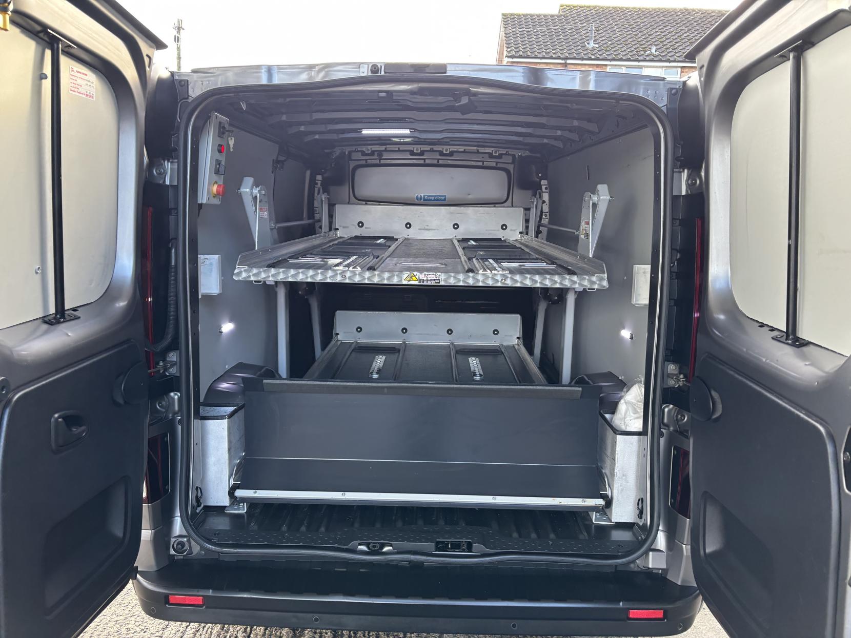 Vauxhall Vivaro 1.6 CDTi 2900 BiTurbo ecoTEC Sportive Panel Van 5dr Diesel Manual L2 H1 Euro 6 (s/s) (125 ps)