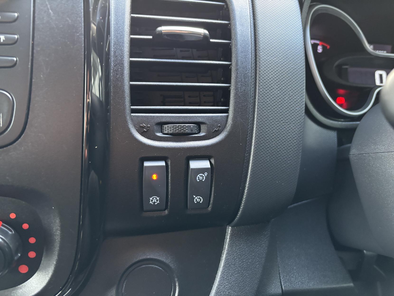 Vauxhall Vivaro 1.6 CDTi 2900 BiTurbo ecoTEC Sportive Panel Van 5dr Diesel Manual L2 H1 Euro 6 (s/s) (125 ps)