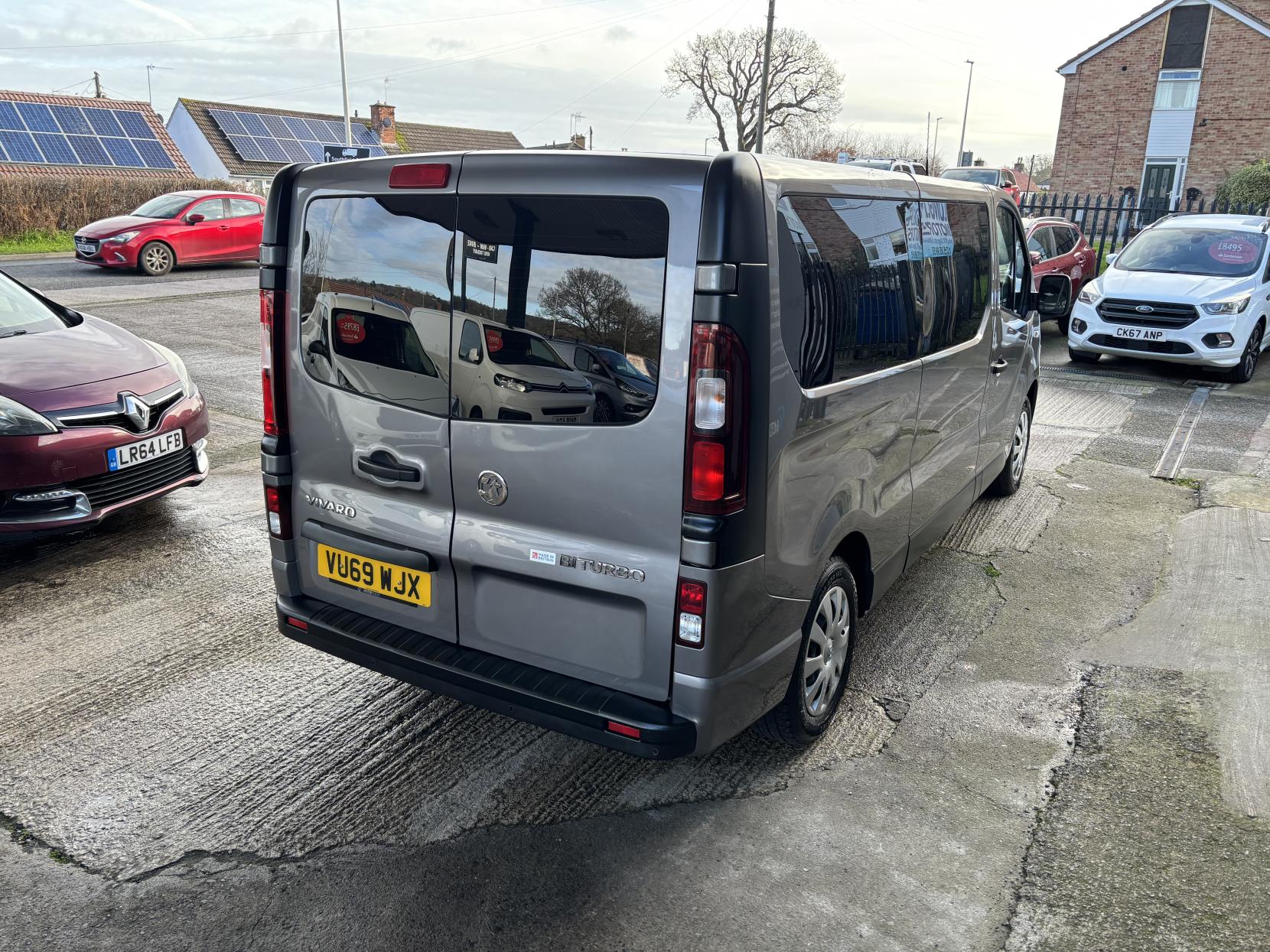 Vauxhall Vivaro 1.6 CDTi 2900 BiTurbo ecoTEC Sportive Panel Van 5dr Diesel Manual L2 H1 Euro 6 (s/s) (125 ps)