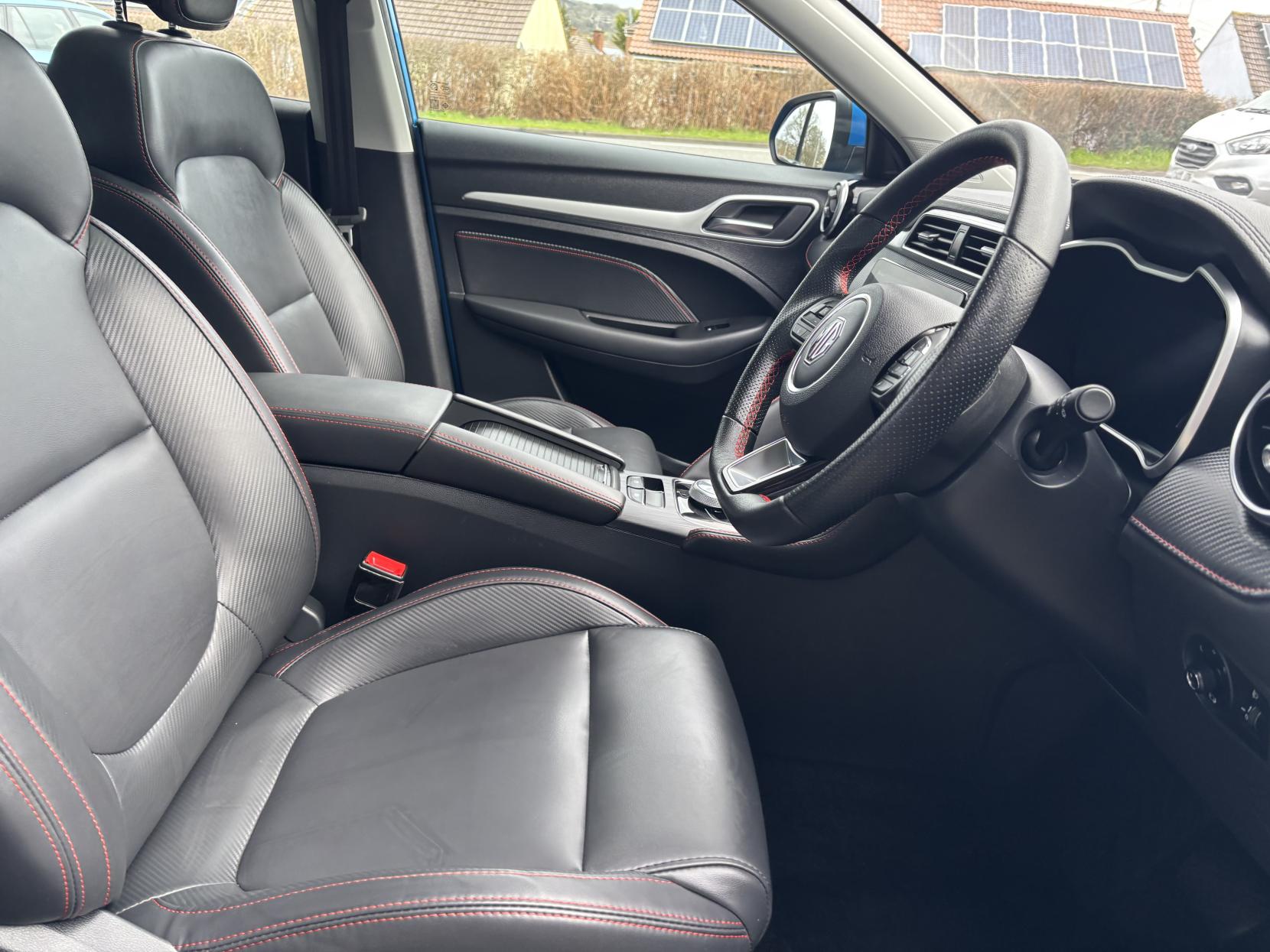 MG MG ZS 72.6kWh Trophy Long Range SUV 5dr Electric Auto (156 ps)