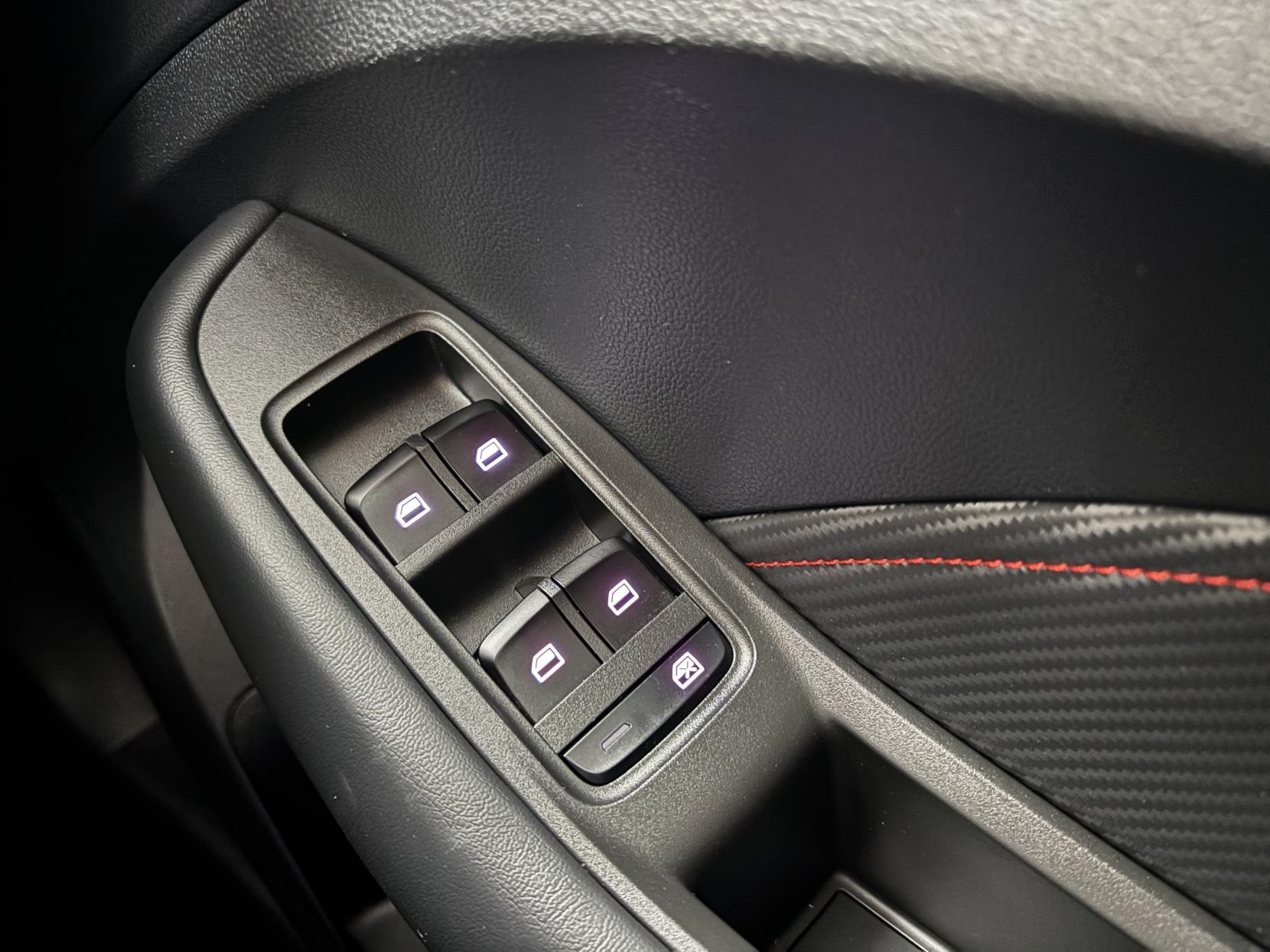 MG MG ZS 72.6kWh Trophy Long Range SUV 5dr Electric Auto (156 ps)