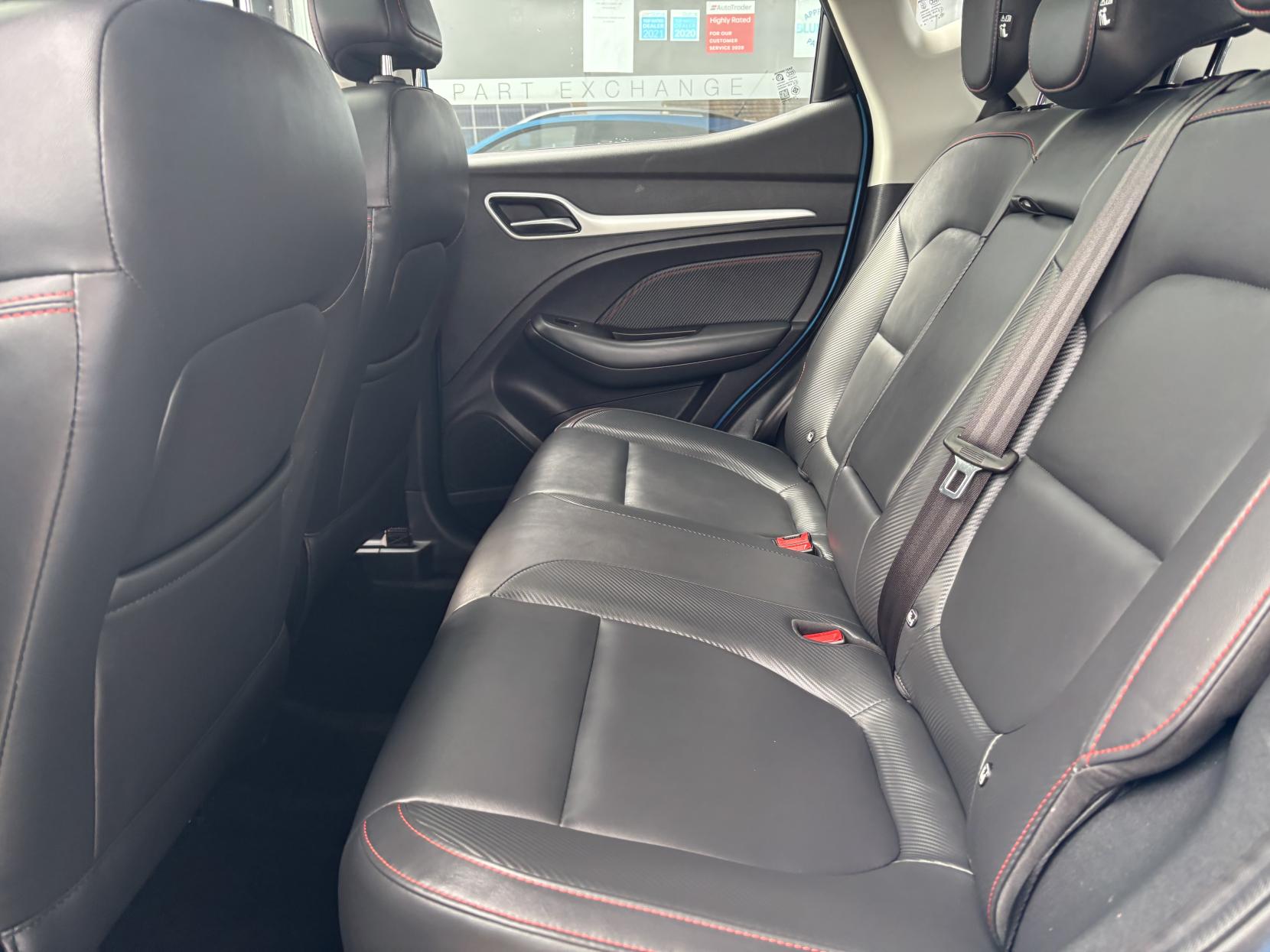 MG MG ZS 72.6kWh Trophy Long Range SUV 5dr Electric Auto (156 ps)