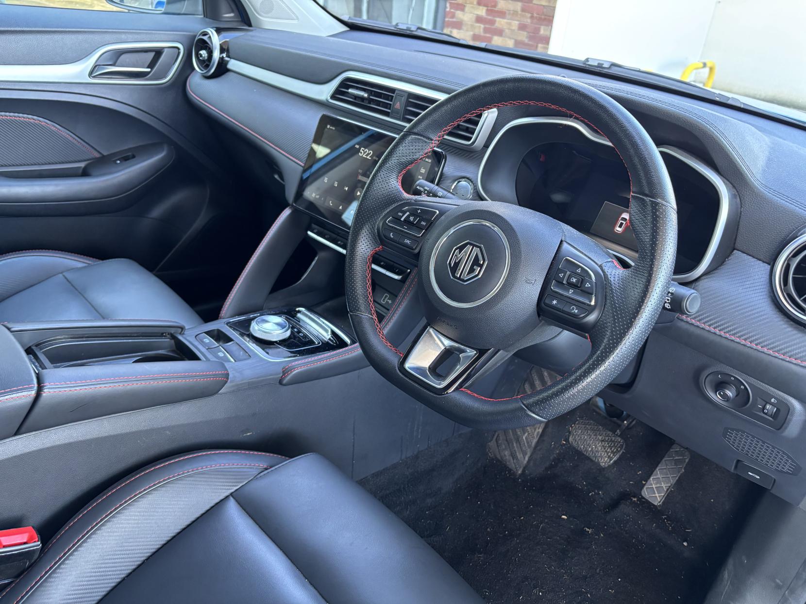 MG MG ZS 72.6kWh Trophy Long Range SUV 5dr Electric Auto (156 ps)