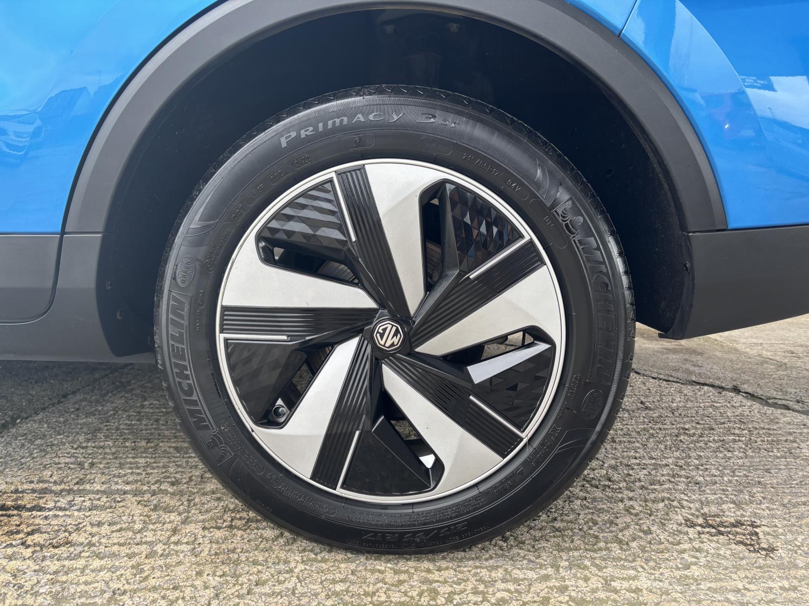 MG MG ZS 72.6kWh Trophy Long Range SUV 5dr Electric Auto (156 ps)