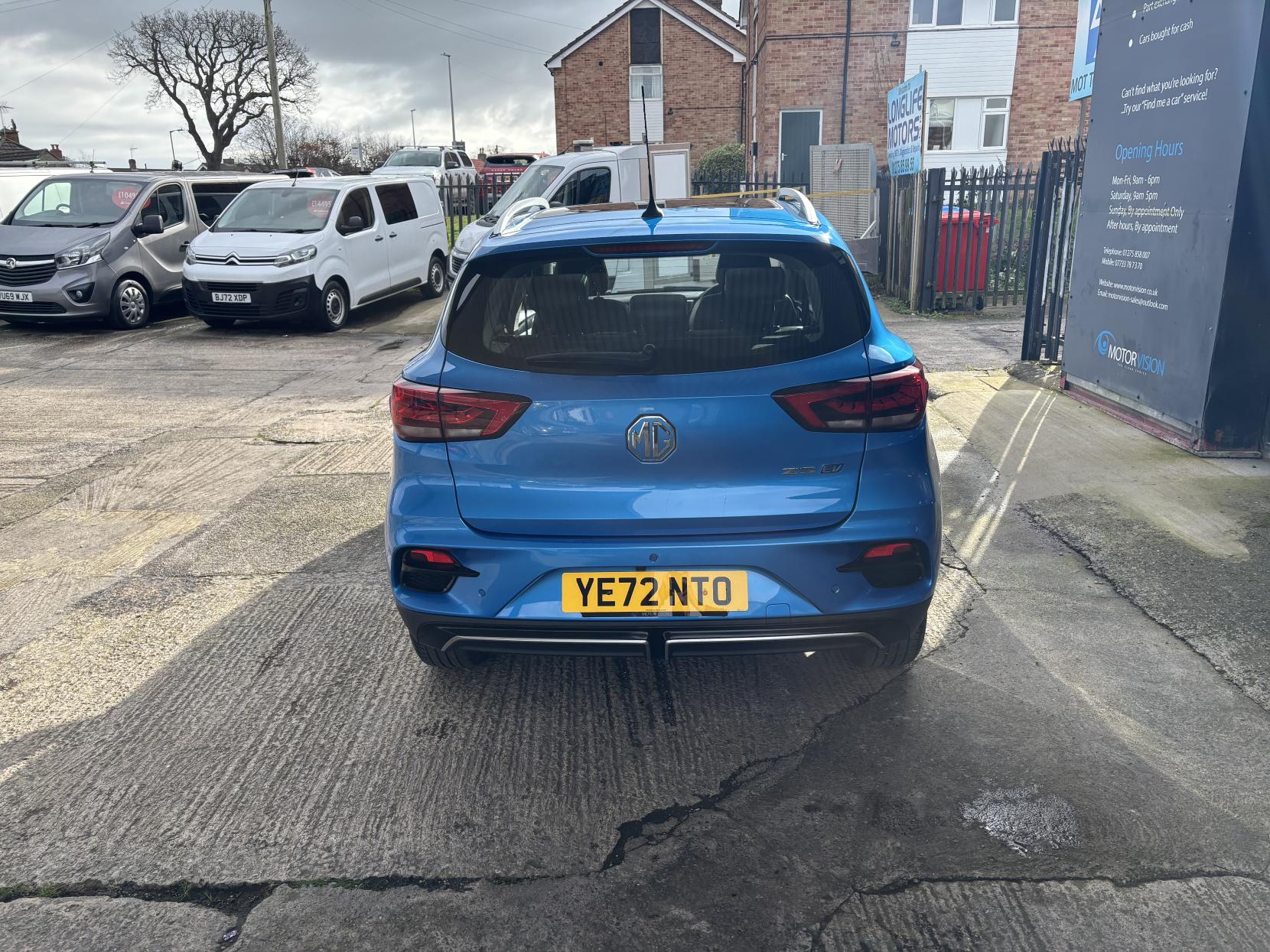MG MG ZS 72.6kWh Trophy Long Range SUV 5dr Electric Auto (156 ps)