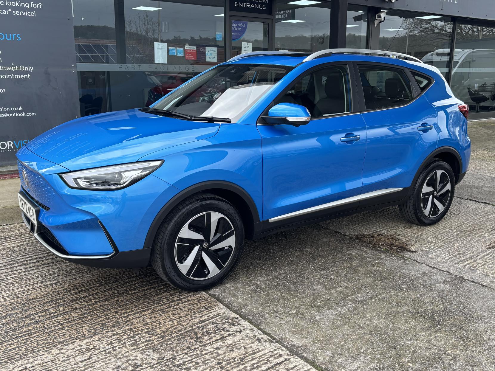 MG MG ZS 72.6kWh Trophy Long Range SUV 5dr Electric Auto (156 ps)