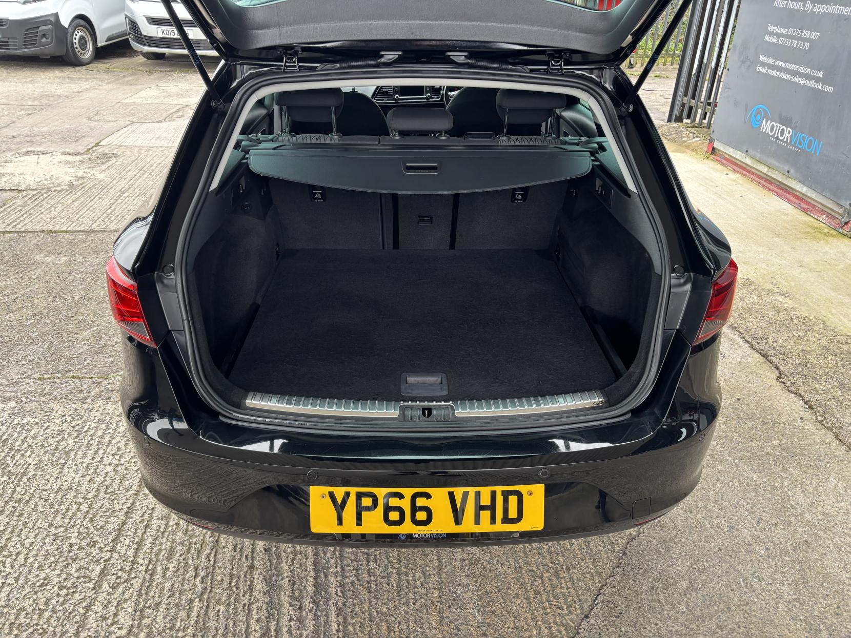 SEAT Leon 1.6 TDI SE Dynamic Technology Sport Tourer 5dr Diesel Manual Euro 6 (s/s) (110 ps)