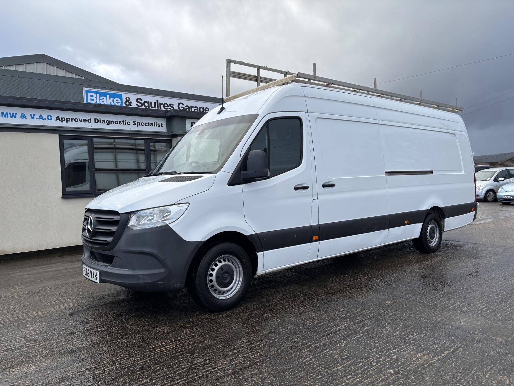 Mercedes-Benz Sprinter 2.1 316 CDI Panel Van GLASS CARRIER  5dr Diesel Manual RWD L4 H2 Euro 6 (s/s) (163 ps)