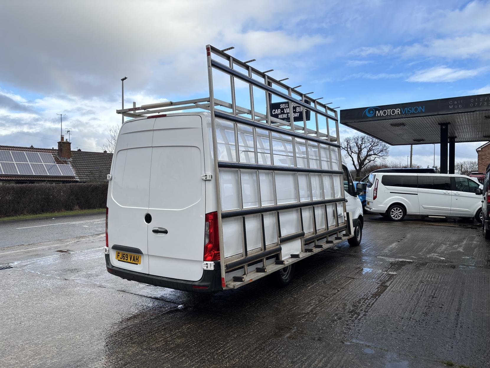 Mercedes-Benz Sprinter 2.1 316 CDI Panel Van GLASS CARRIER  5dr Diesel Manual RWD L4 H2 Euro 6 (s/s) (163 ps)