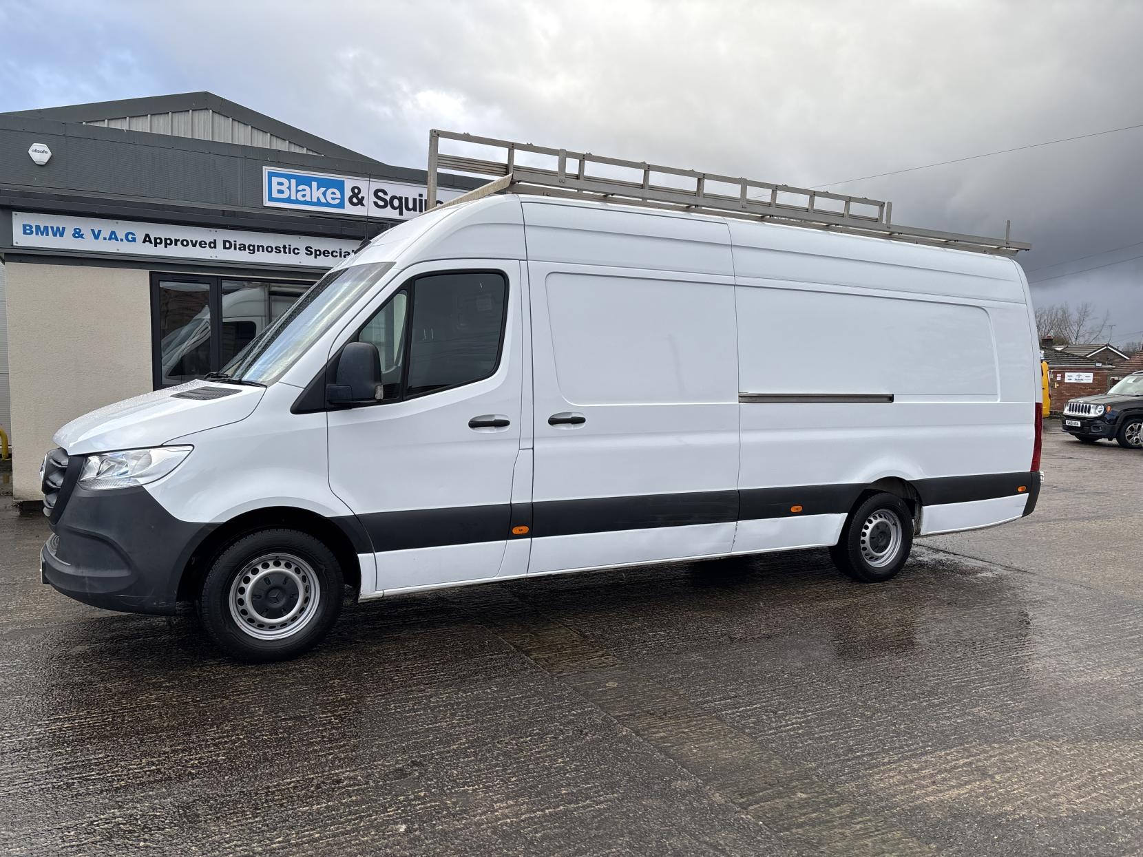 Mercedes-Benz Sprinter 2.1 316 CDI Panel Van GLASS CARRIER  5dr Diesel Manual RWD L4 H2 Euro 6 (s/s) (163 ps)