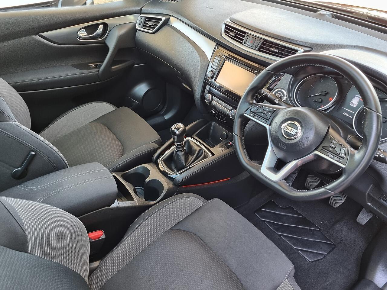 Nissan Qashqai 1.5 dCi N-Connecta SUV 5dr Diesel Manual Euro 6 (s/s) (110 ps)