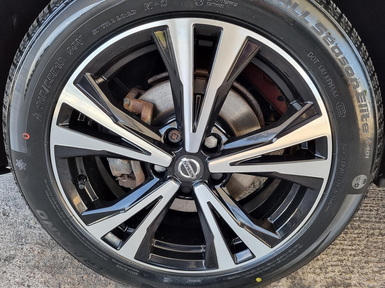 Nissan Qashqai 1.5 dCi N-Connecta SUV 5dr Diesel Manual Euro 6 (s/s) (110 ps)