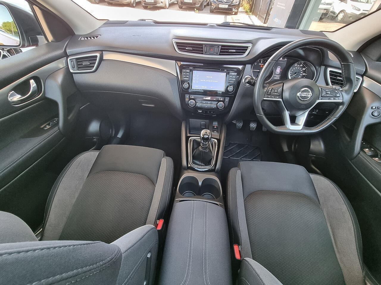 Nissan Qashqai 1.5 dCi N-Connecta SUV 5dr Diesel Manual Euro 6 (s/s) (110 ps)