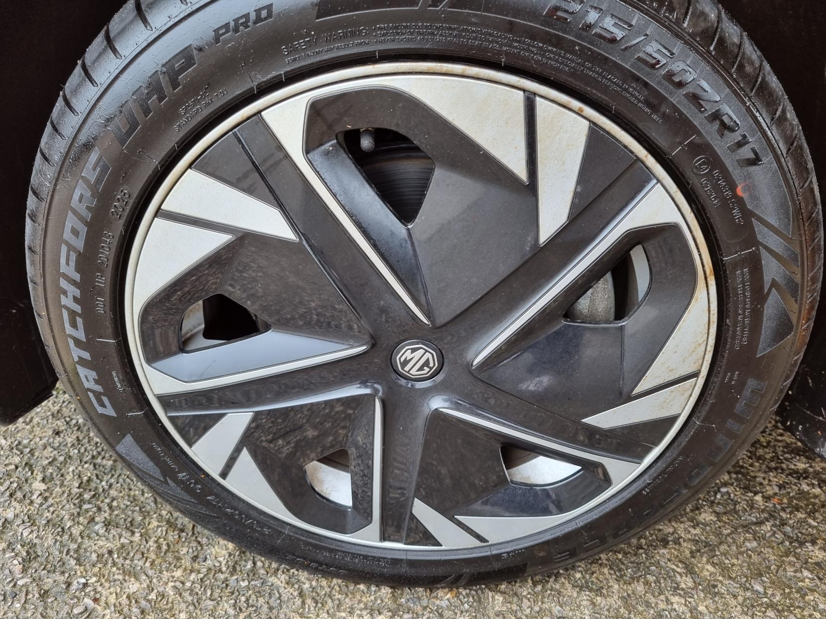 MG MG4 64kWh Trophy Long Range Hatchback 5dr Electric Auto (203 ps)