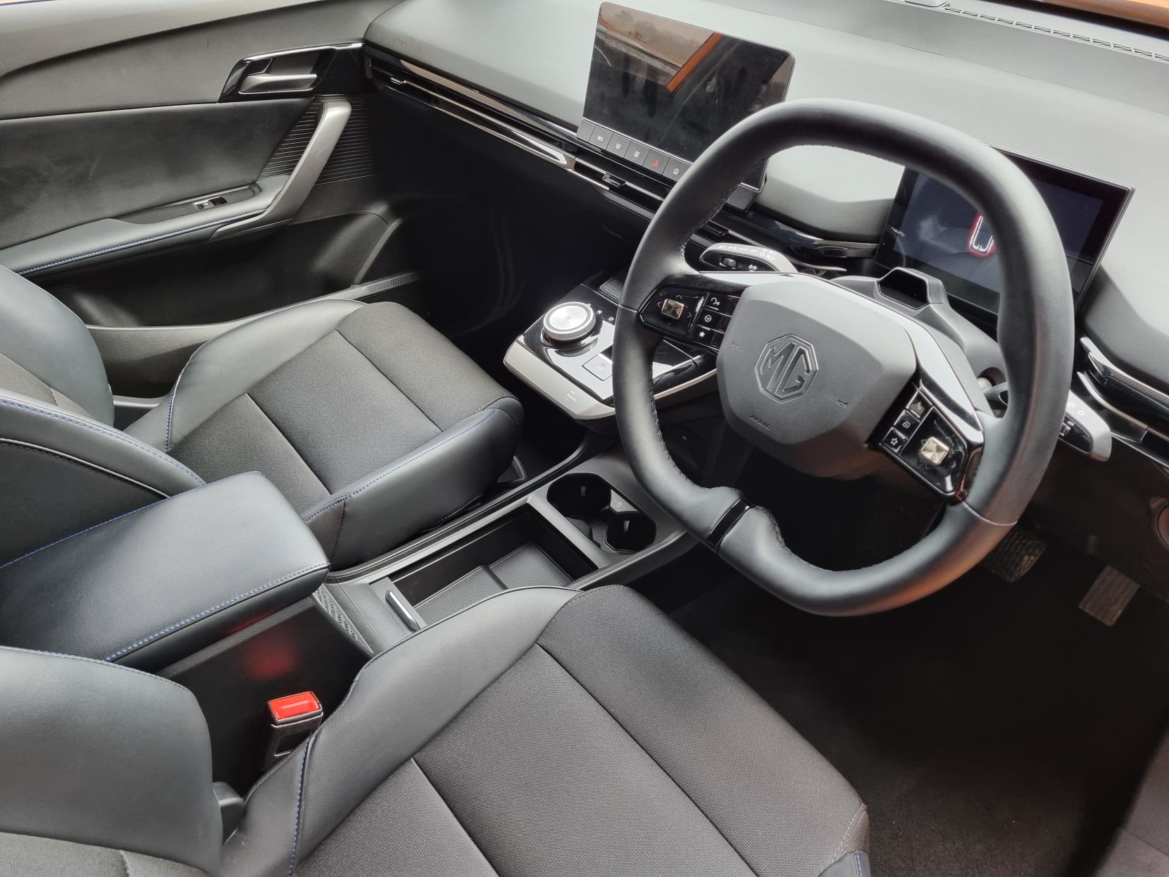 MG MG4 64kWh Trophy Long Range Hatchback 5dr Electric Auto (203 ps)