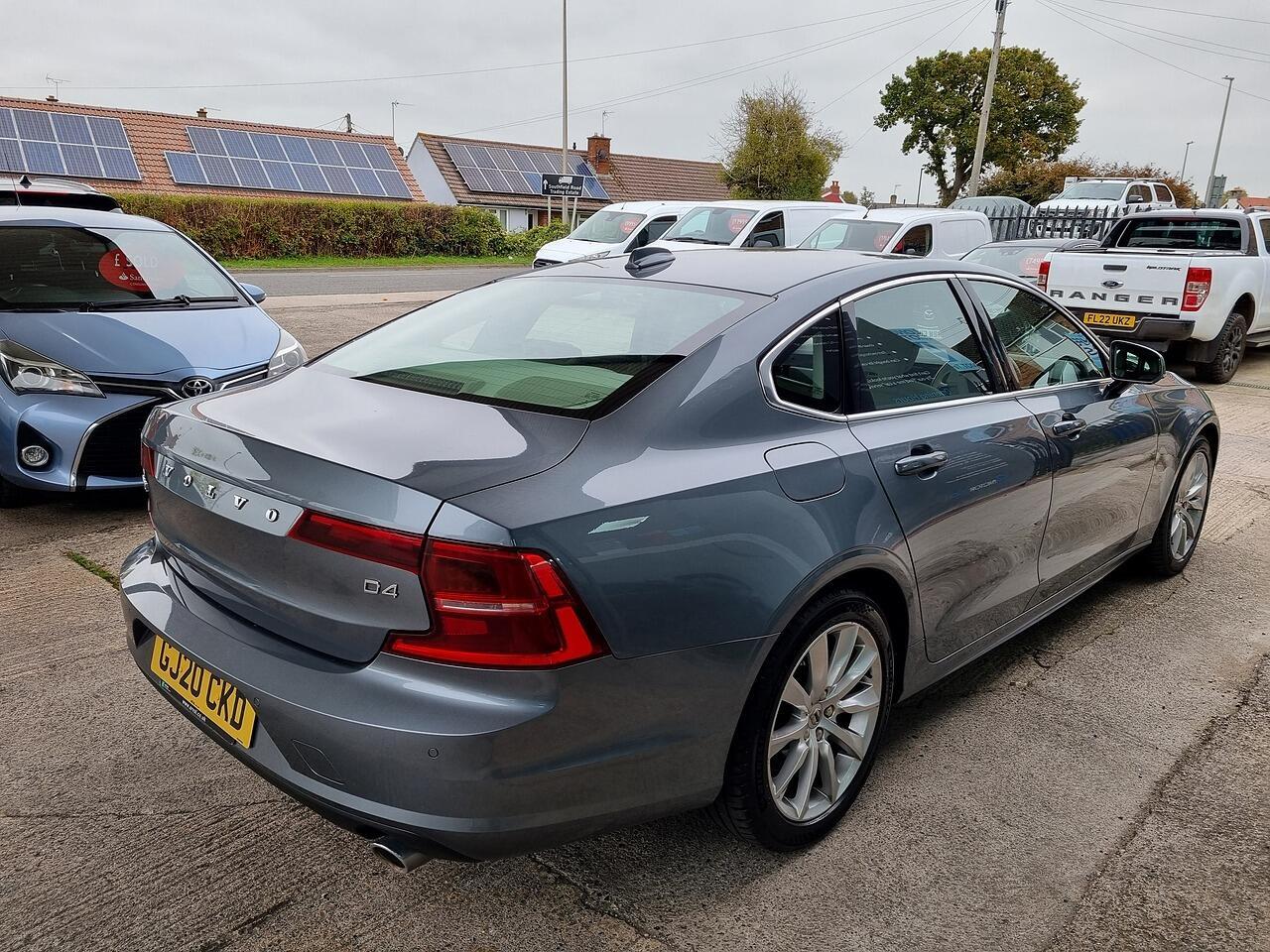 Volvo S90 2.0 D4 Momentum Plus Saloon 4dr Diesel Auto Euro 6 (s/s) (190 ps)