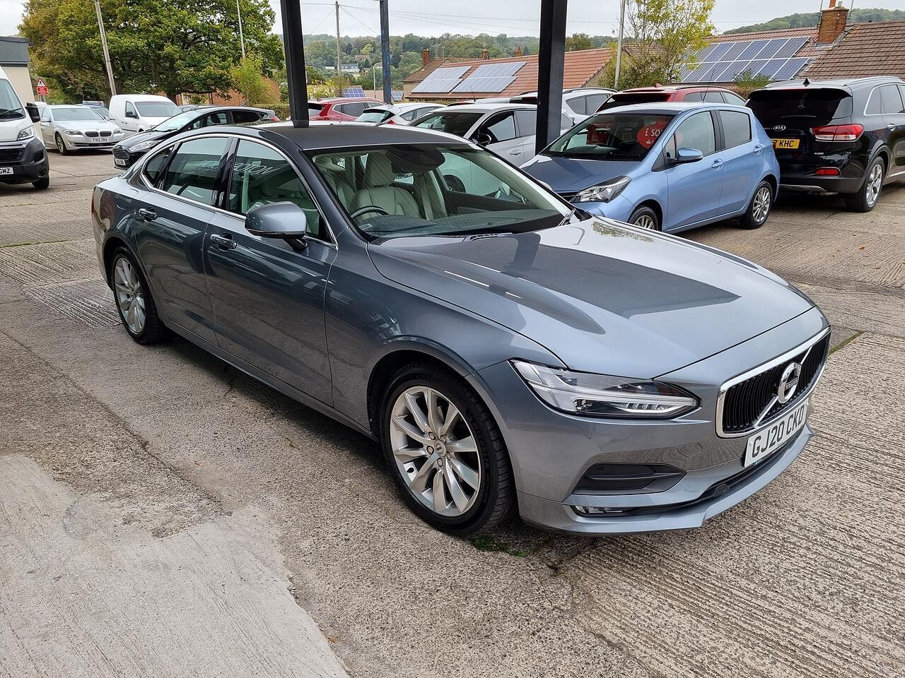 Volvo S90 2.0 D4 Momentum Plus Saloon 4dr Diesel Auto Euro 6 (s/s) (190 ps)
