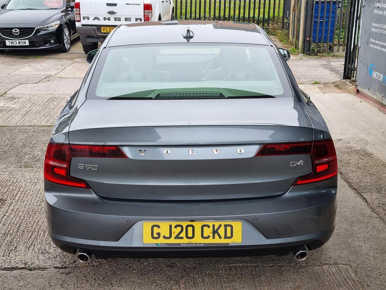 Volvo S90 2.0 D4 Momentum Plus Saloon 4dr Diesel Auto Euro 6 (s/s) (190 ps)