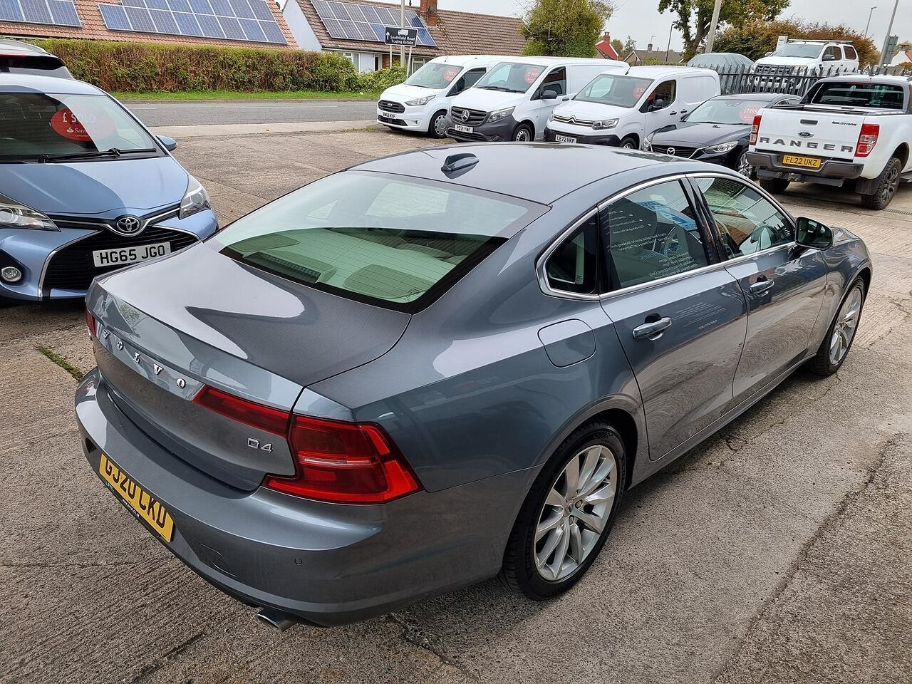 Volvo S90 2.0 D4 Momentum Plus Saloon 4dr Diesel Auto Euro 6 (s/s) (190 ps)